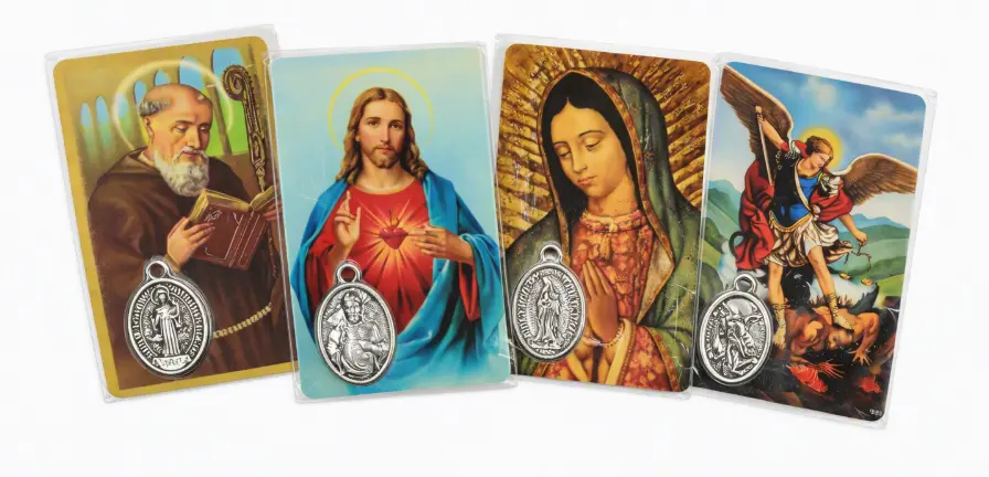 Medalla de santos con oraciónes
