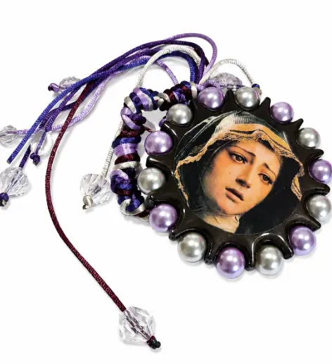 Medallón de la Virgen dolorosa